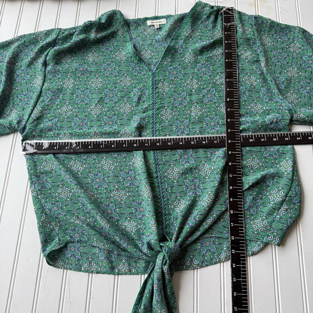 Max Studio Size 1X Tie front green floral blouse - Picture 9 of 10